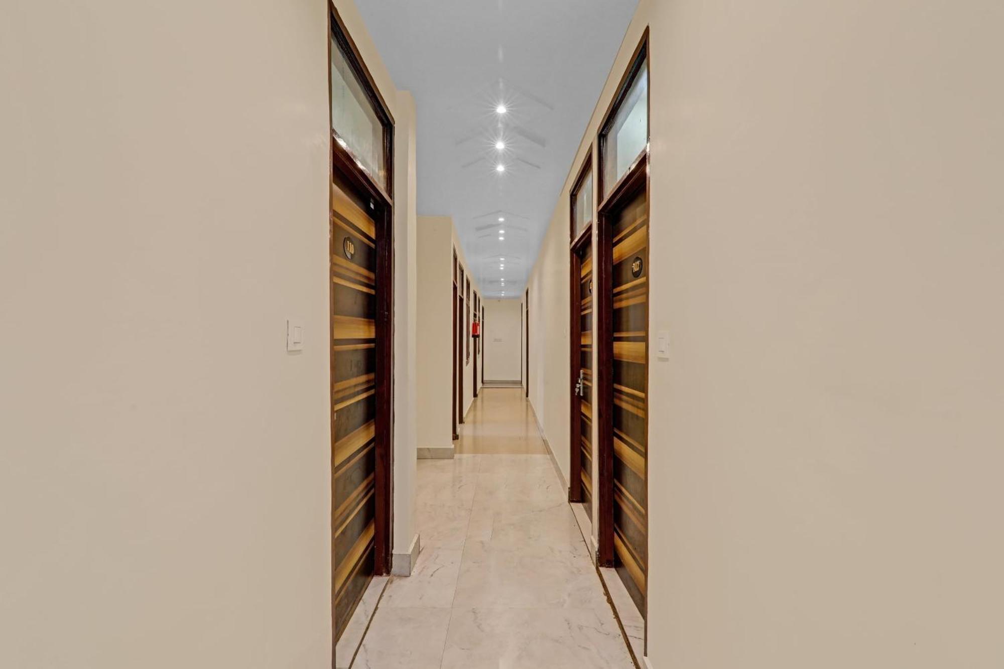 Collection O Hotel Marigold كانبور المظهر الخارجي الصورة